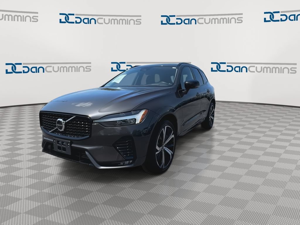 Used 2023 Volvo XC60 B5 Ultimate w/ Climate Package AWD/4WD image 4