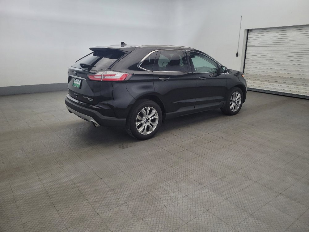 Used 2019 Ford Edge Titanium AWD/4WD image 10