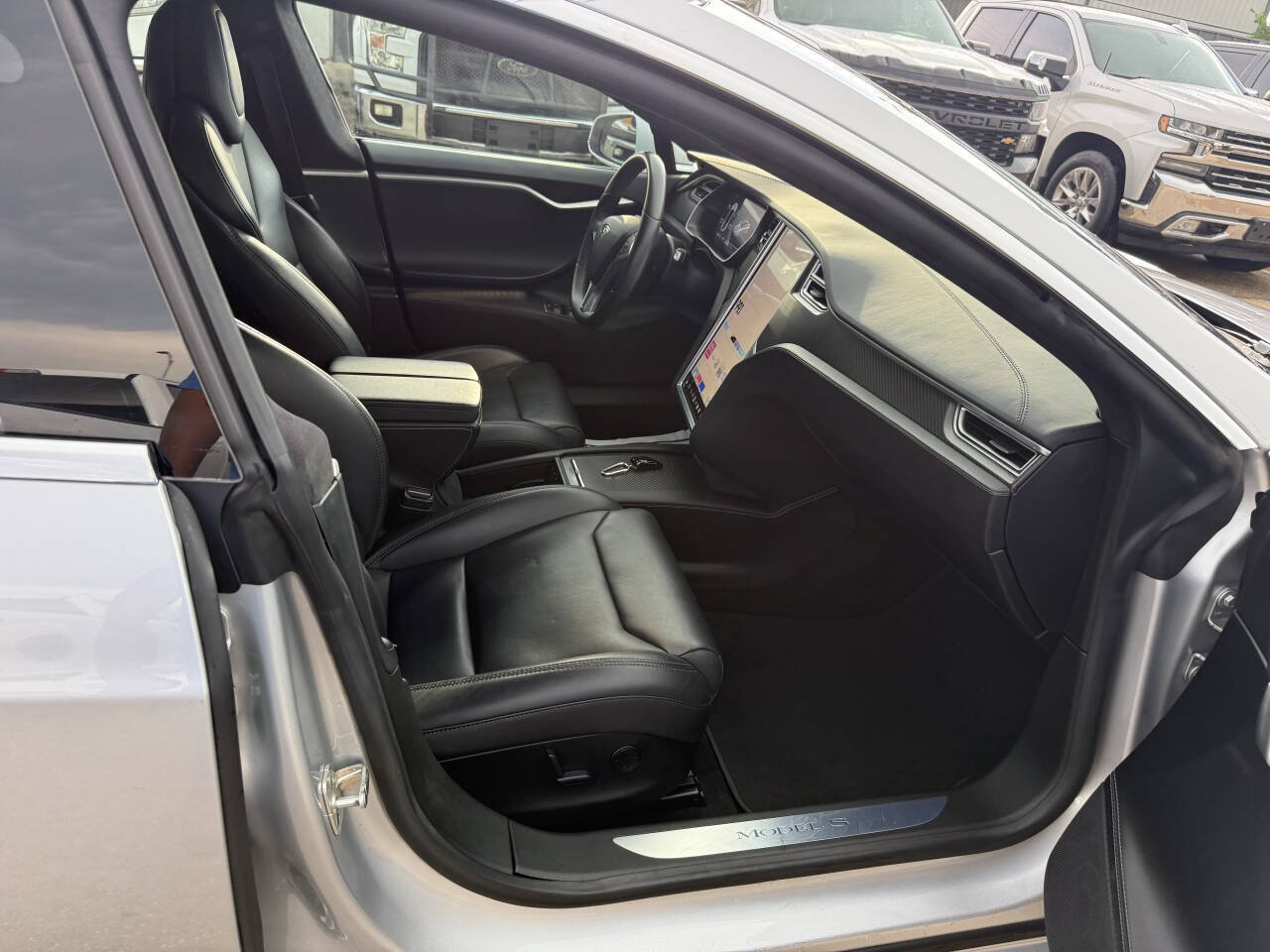 Used 2017 Tesla Model S 60 RWD image 10