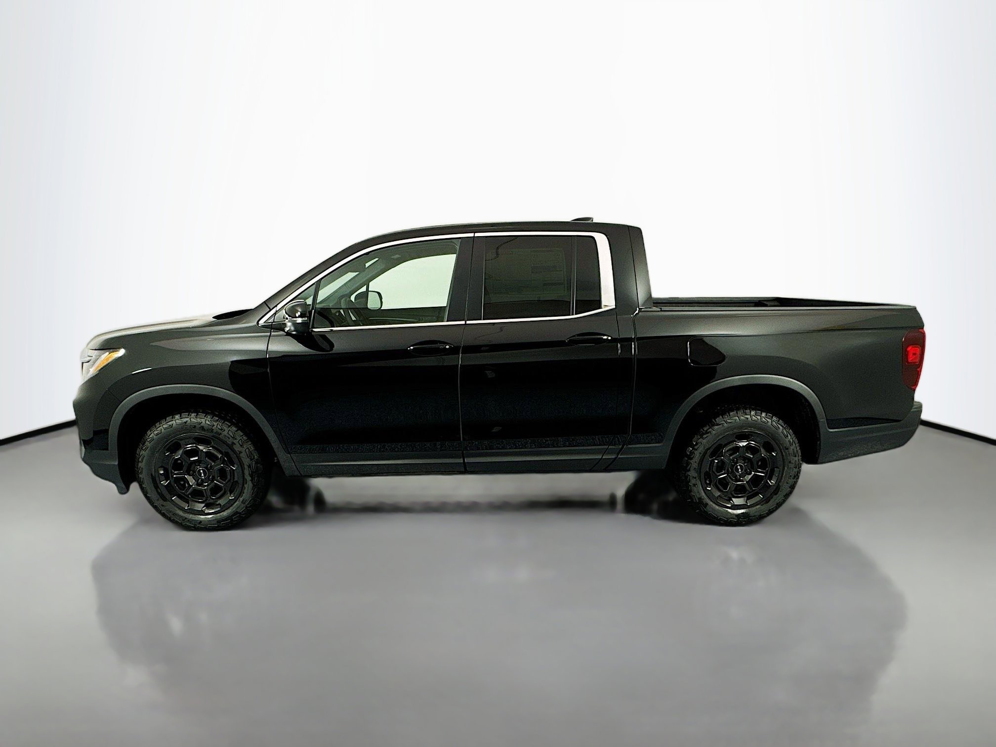 New 2025 Honda Ridgeline RTL+ image 4