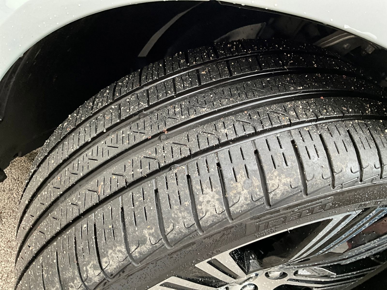 Certified 2024 Volvo S90 B6 Ultimate w/ Protection Package Premier image 36