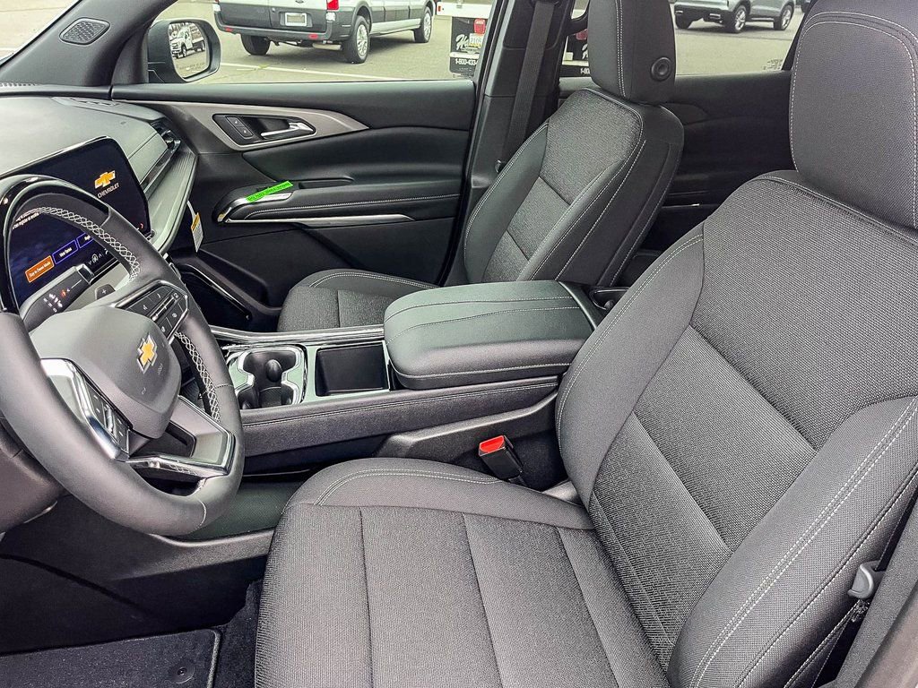 New 2026 Chevrolet Traverse LT w/ Enhanced Driving Package image 16