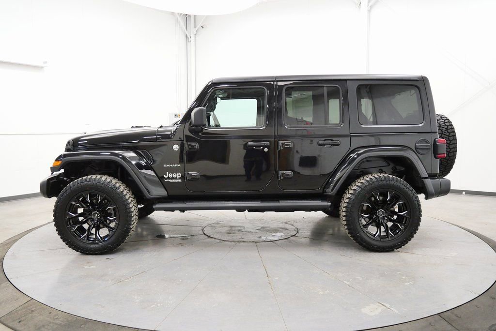 Used 2020 Jeep Wrangler Unlimited Sahara w/ Dual Top Group image 4