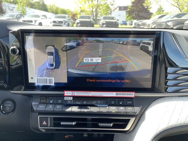 New 2026 Toyota Camry XLE AWD/4WD image 18