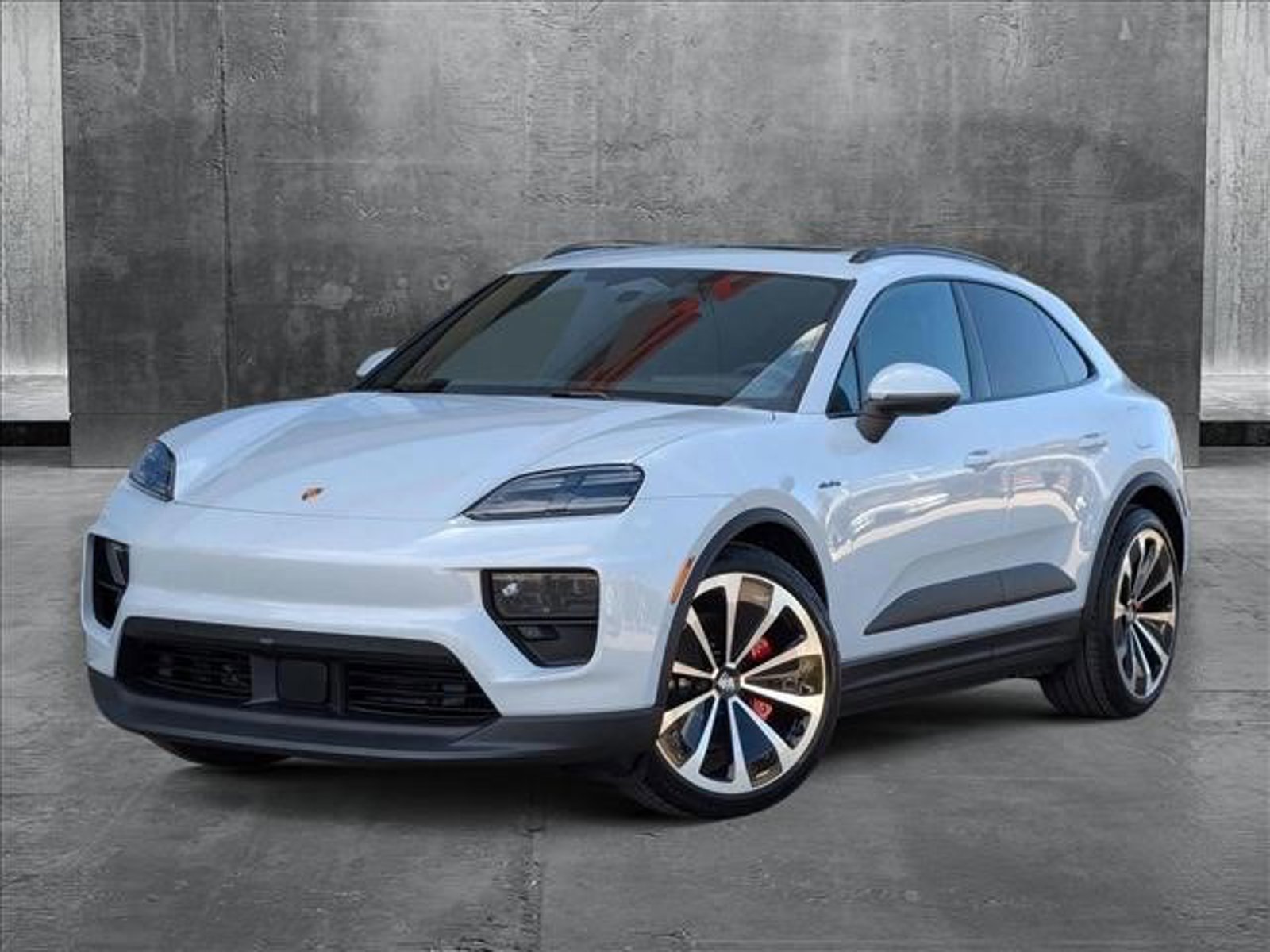 Used 2025 Porsche Macan