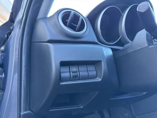 Used 2007 MAZDA MAZDA3 i Touring image 24