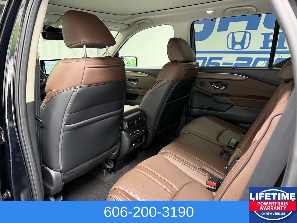 New 2026 Honda Pilot Elite image 17