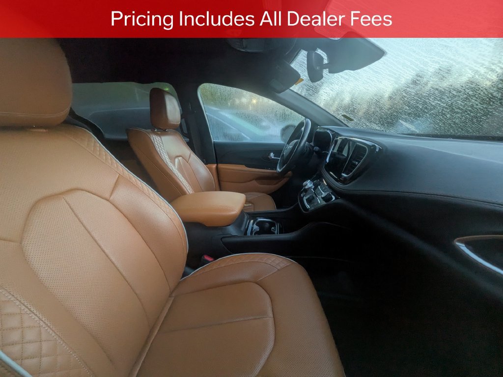 Used 2021 Chrysler Pacifica Pinnacle AWD/4WD image 9