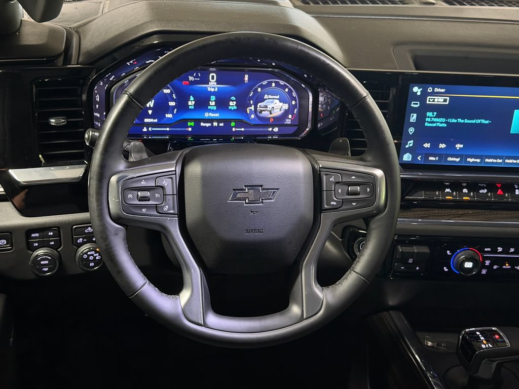 Used 2024 Chevrolet Silverado 1500 LT Trail Boss w/ Convenience Package II AWD/4WD image 14