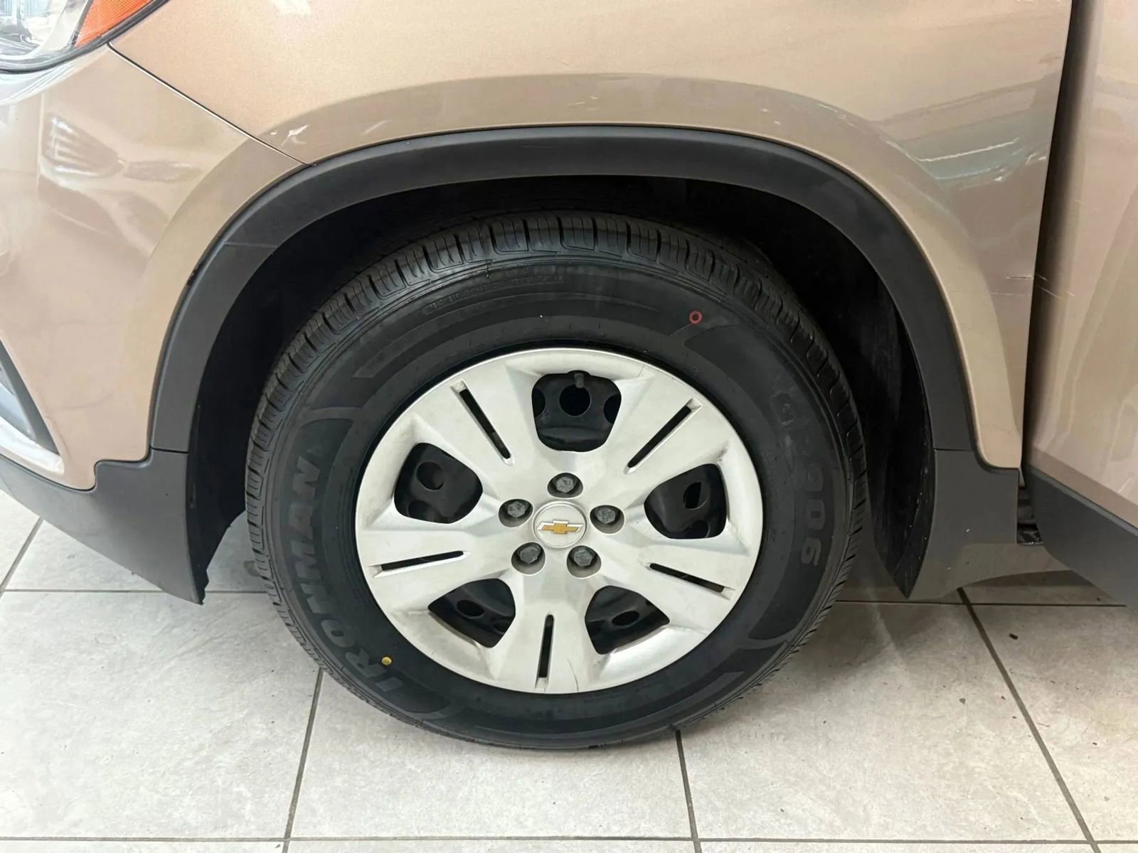 Used 2018 Chevrolet Trax LS image 36