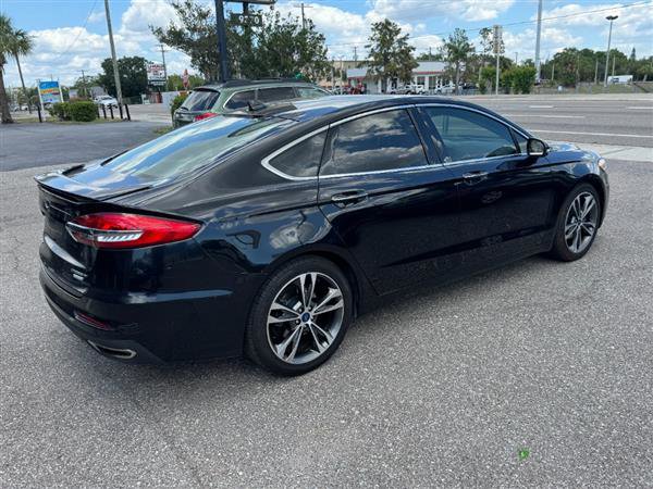 Used 2020 Ford Fusion Titanium FWD image 4
