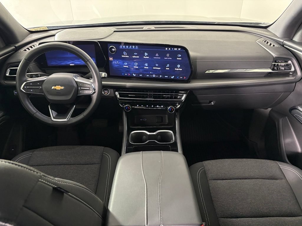Certified 2026 Chevrolet Traverse LT w/ Driver Confidence Package FWD image 37