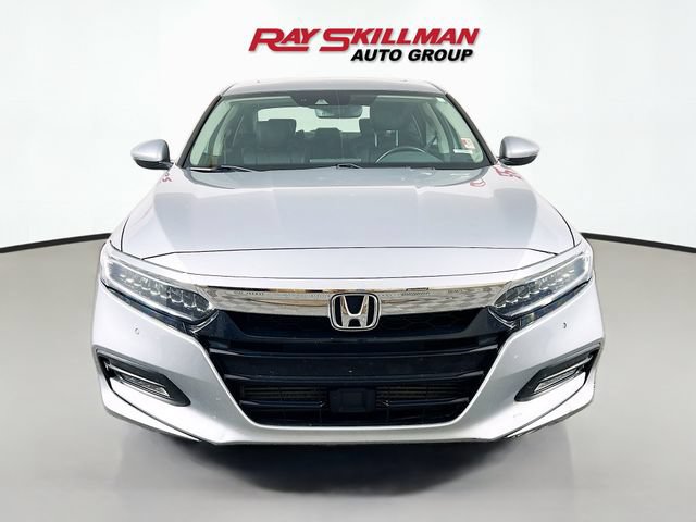Used 2018 Honda Accord Touring image 2