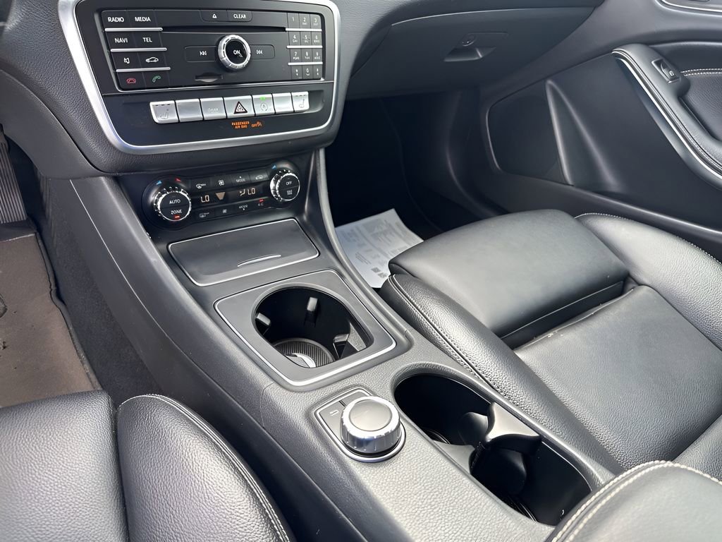 Used 2018 Mercedes-Benz GLA 250 image 36
