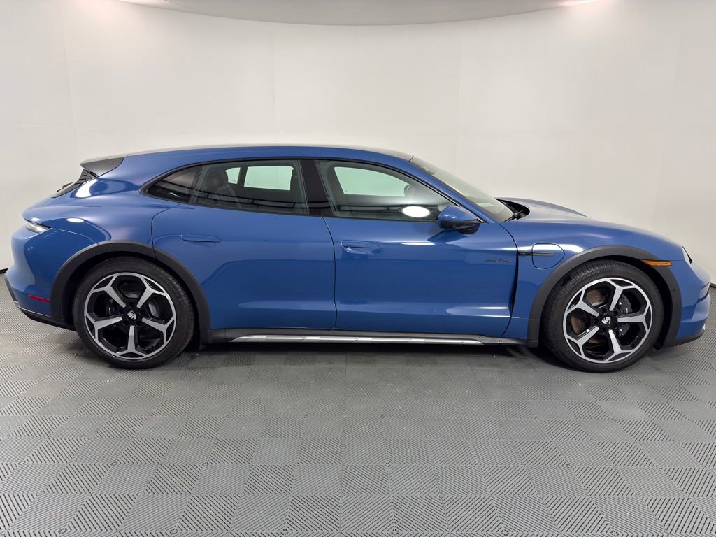 Certified 2025 Porsche Taycan 4 Cross Turismo AWD/4WD image 6