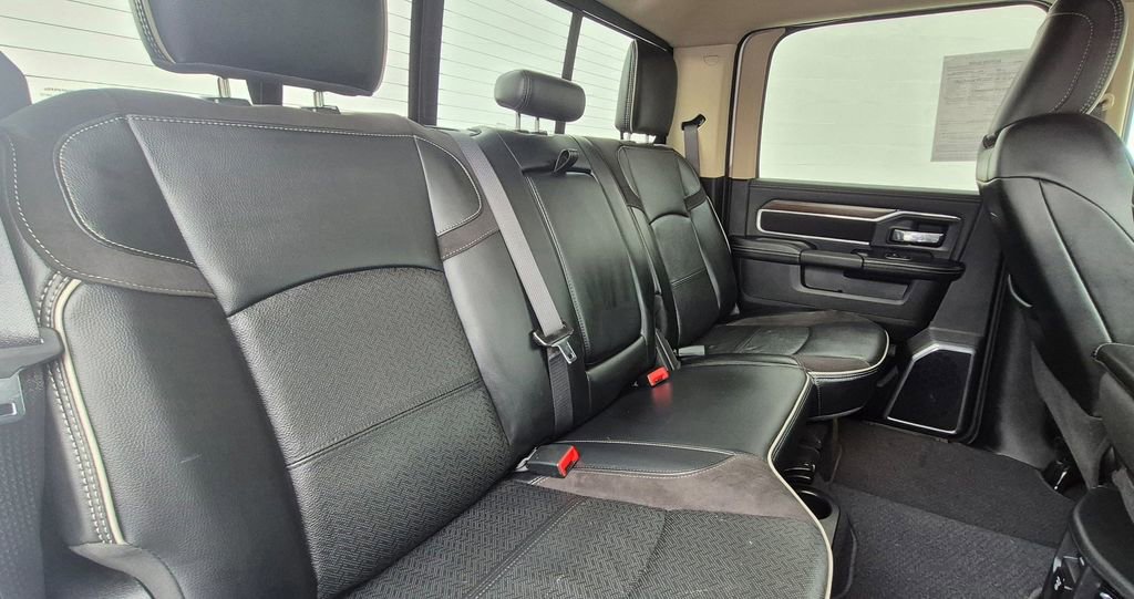 Used 2022 RAM 2500 Laramie AWD/4WD image 5