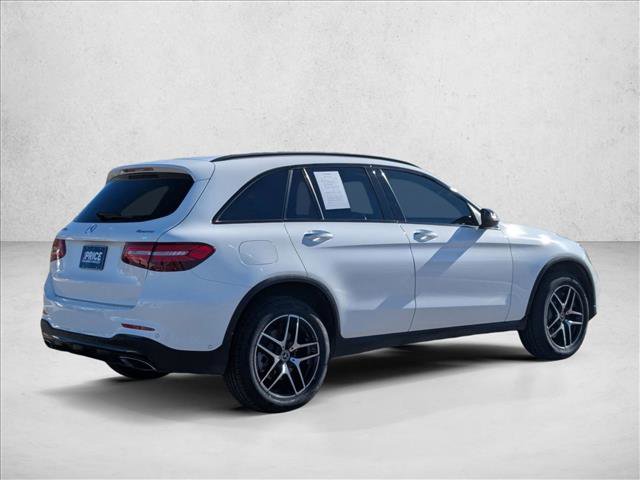 Used 2019 Mercedes-Benz GLC 300 4MATIC image 5