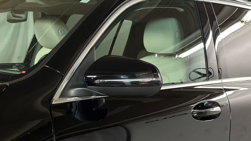 Used 2021 Mercedes-Benz GLB 250 4MATIC image 6