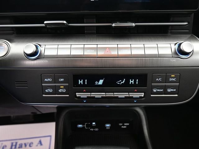 Used 2024 Hyundai Kona SEL AWD/4WD image 18