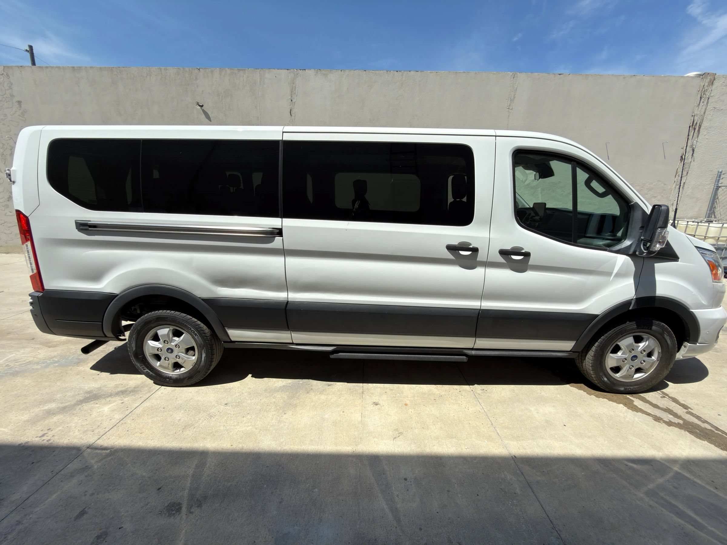 Used 2020 Ford Transit 350 XLT RWD image 8