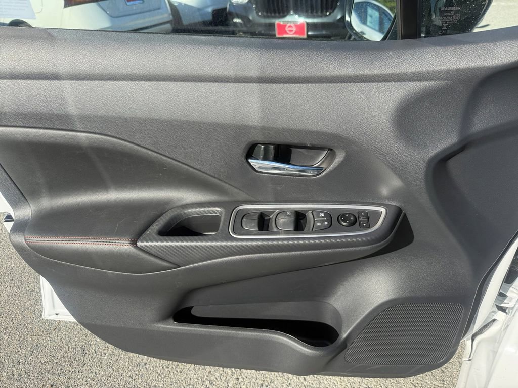 Certified 2025 Nissan Versa SR w/ Trunk Package image 13