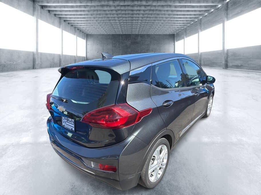 Used 2017 Chevrolet Bolt LT FWD image 4