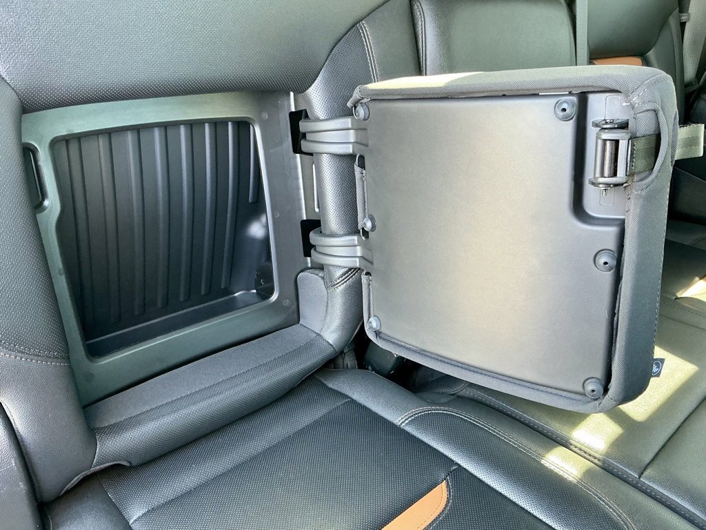 Used 2023 GMC Sierra 1500 AT4 w/ AT4 Premium Package image 29