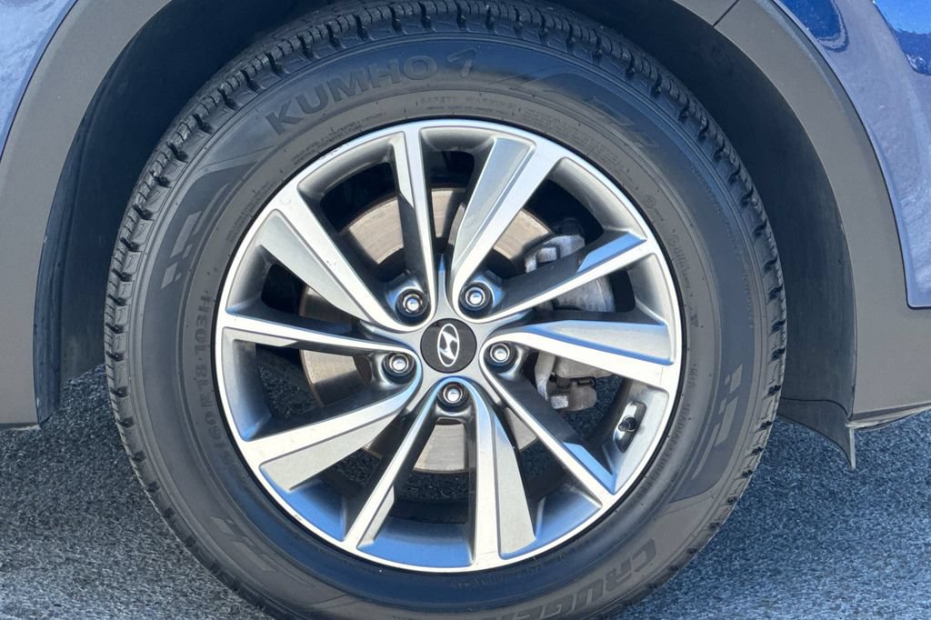 Used 2019 Hyundai Santa Fe Limited FWD image 24