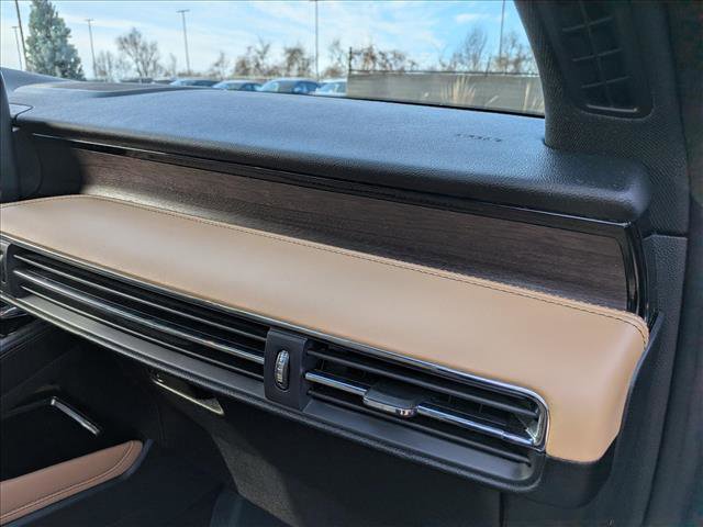 Certified 2022 Lincoln Corsair Reserve w/ Equipment Group 201A image 13