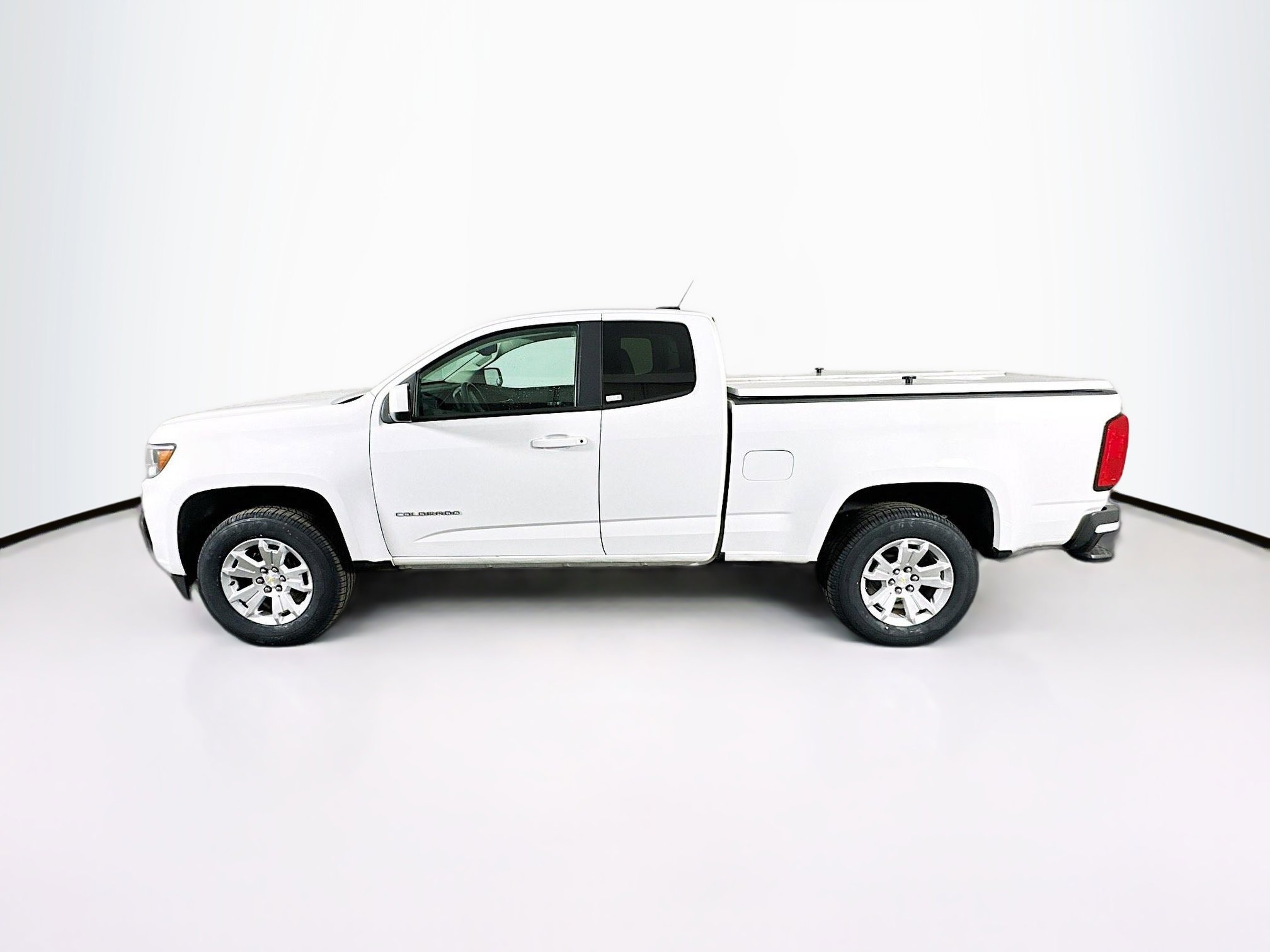 Used 2021 Chevrolet Colorado LT w/ Fleet Safety Package image 4