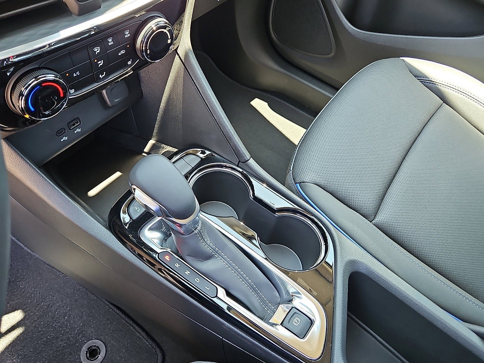 New 2026 Buick Encore GX Sport Touring w/ Comfort Package FWD image 20
