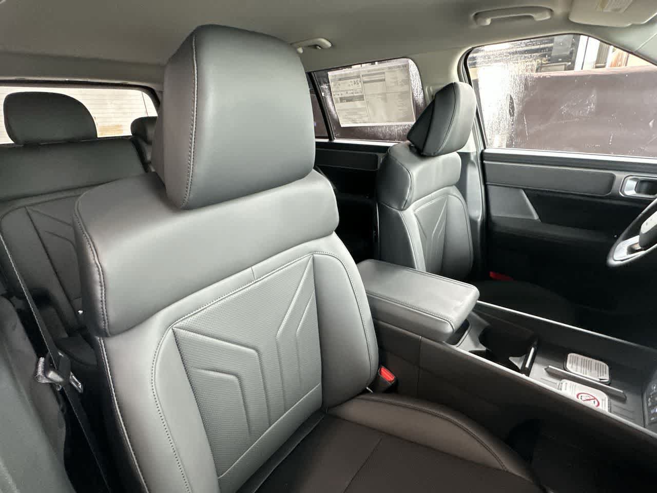 New 2027 Hyundai Santa Fe SEL FWD image 27