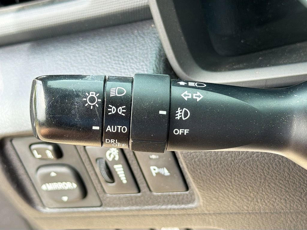 Used 2014 Toyota 4Runner Limited AWD/4WD image 29