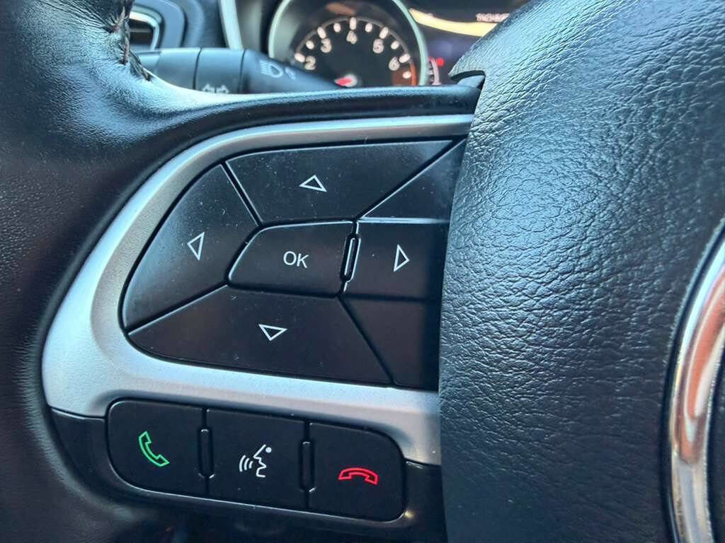 Used 2021 Jeep Compass Limited image 10