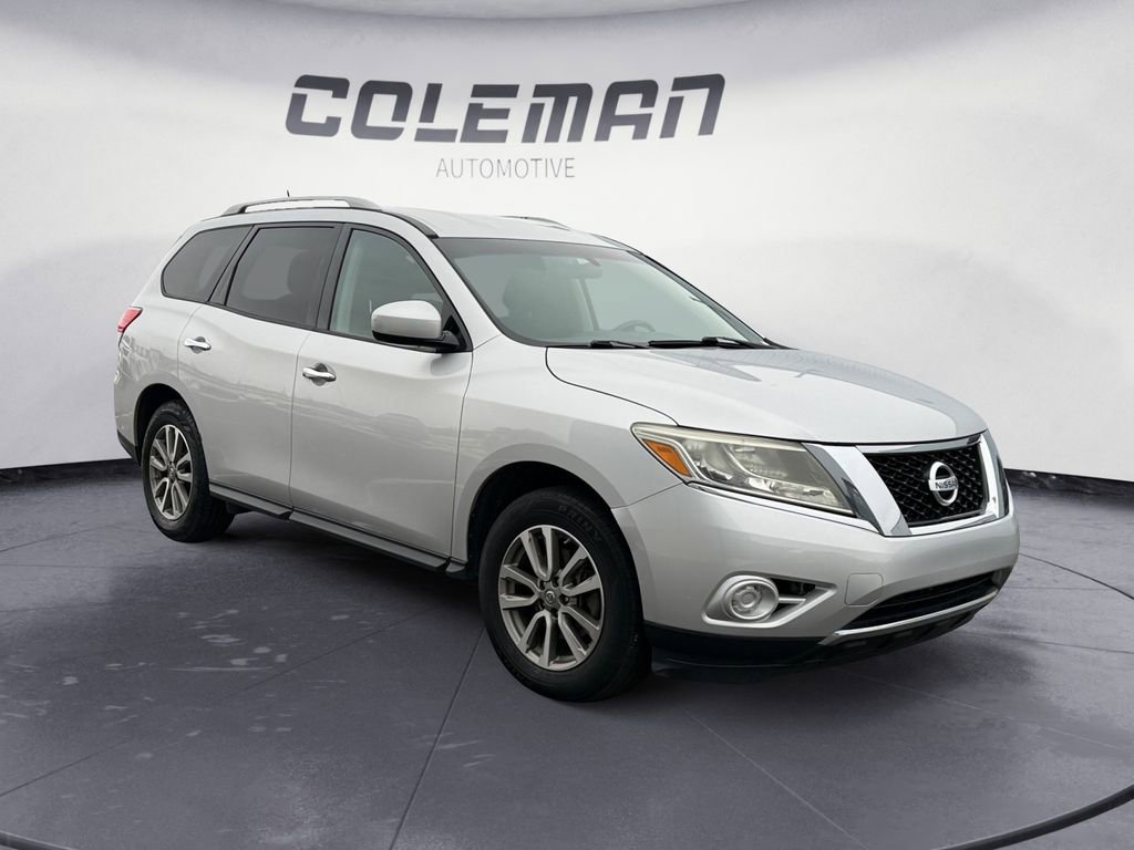 Used 2014 Nissan Pathfinder SV image 7
