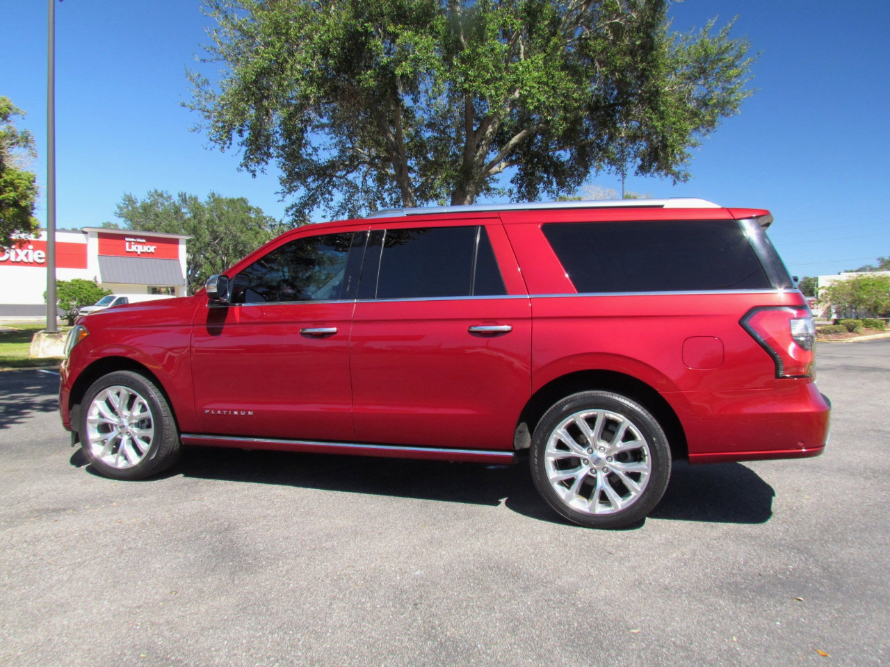 Used 2018 Ford Expedition Max Platinum image 5