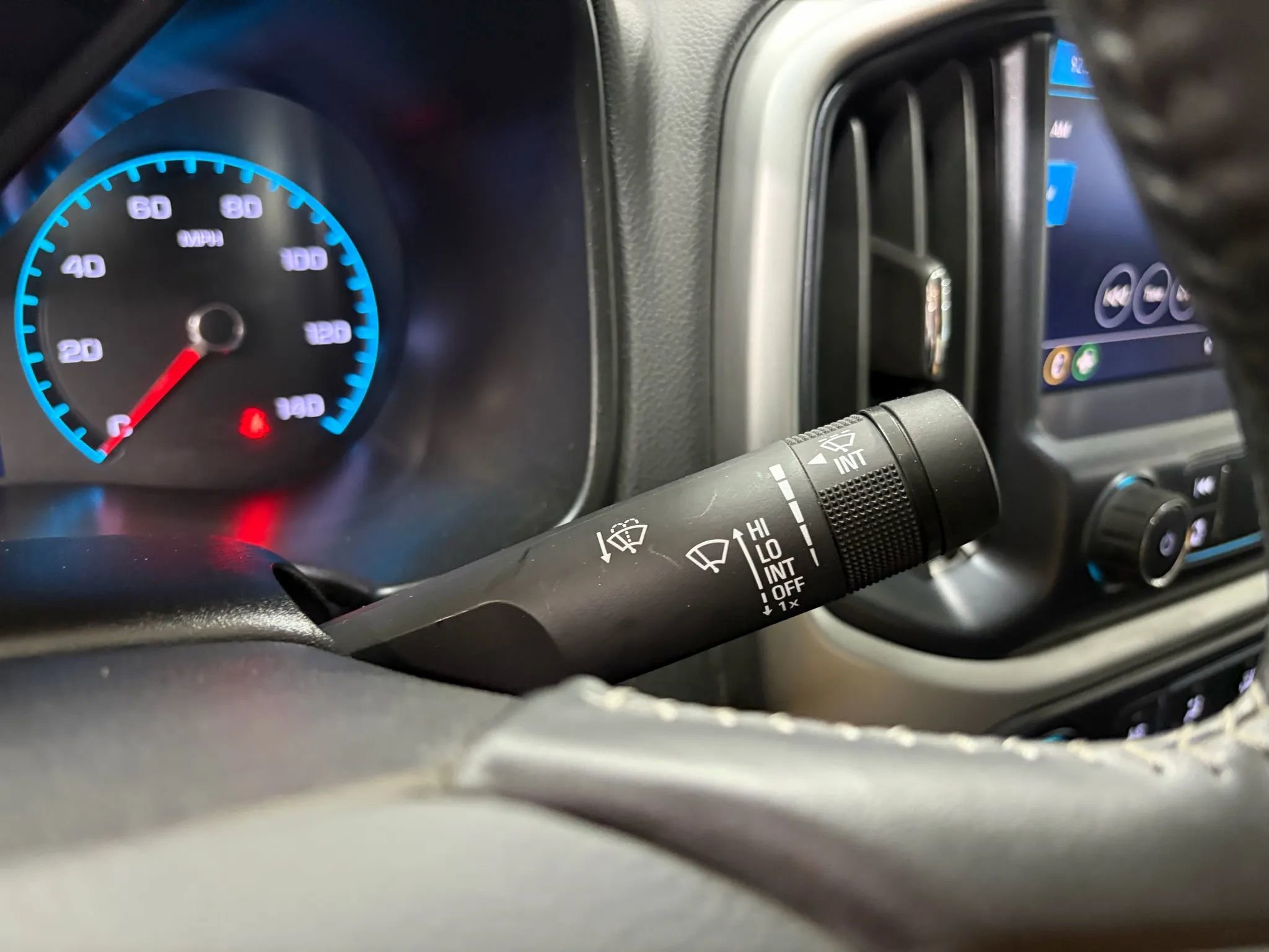 Used 2019 Chevrolet Colorado LT w/ Redline Special Edition image 34