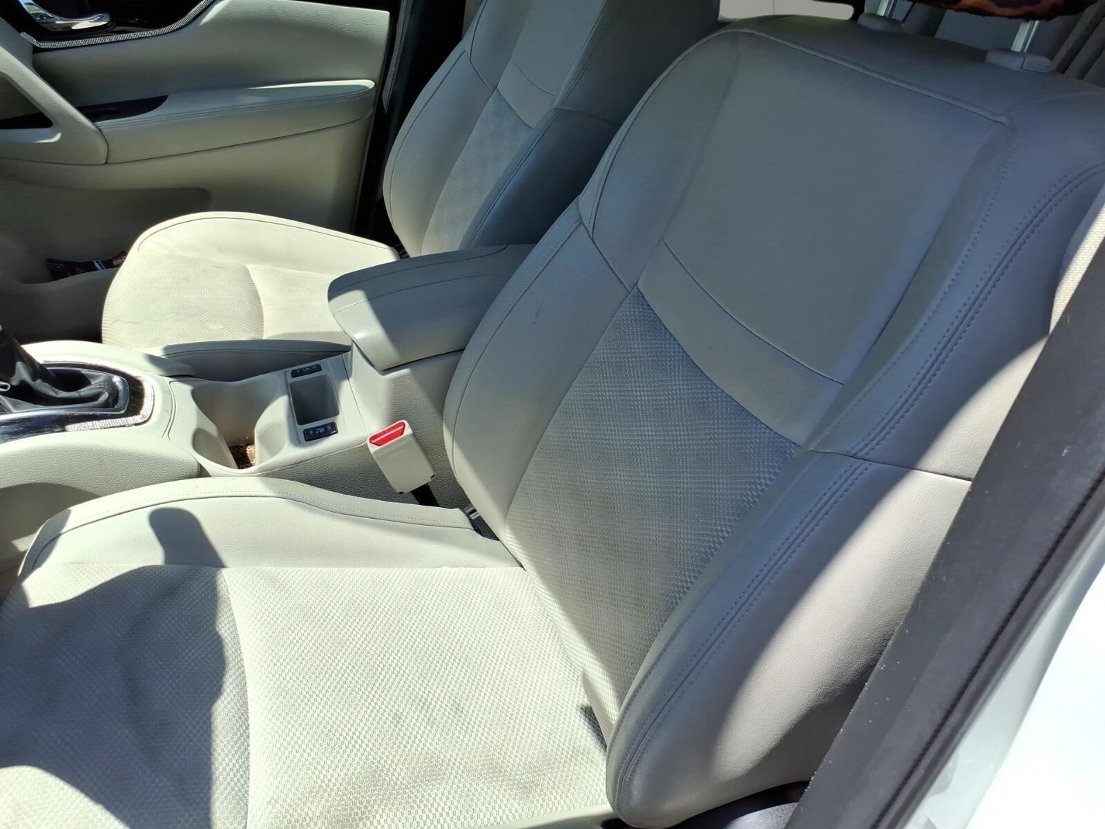 Used 2022 Nissan Rogue Sport SV w/ Technology Package AWD/4WD image 9
