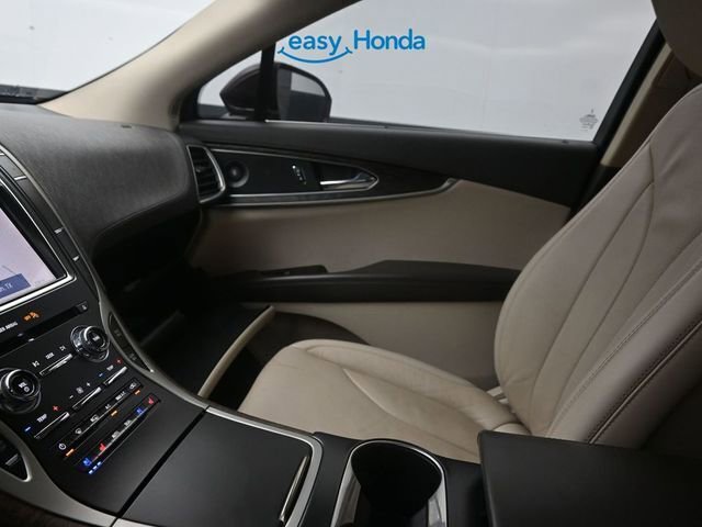 Used 2020 Lincoln Nautilus Reserve AWD/4WD image 13