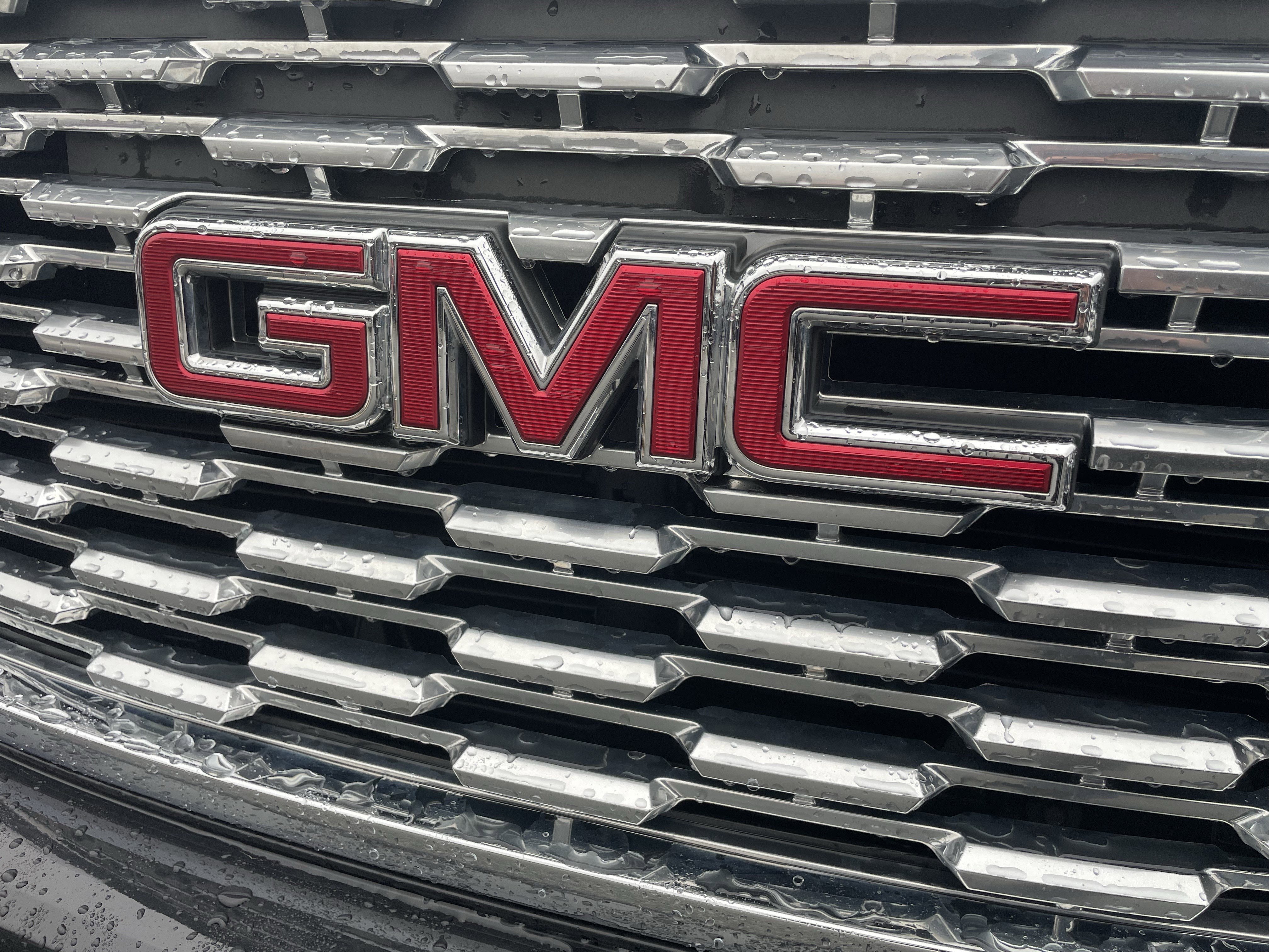 Used 2020 GMC Yukon Denali w/ Open Road Package image 35