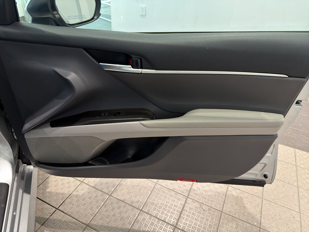 Used 2023 Toyota Camry LE image 22