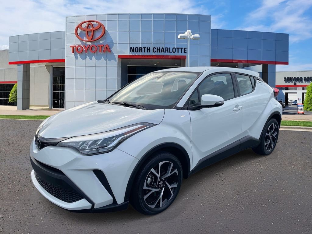 Used 2021 Toyota C-HR XLE image 6