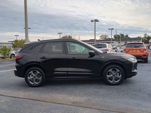 Used 2024 Ford Escape ST-Line image 5