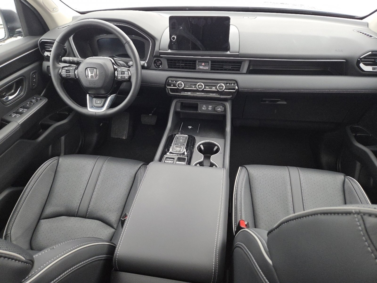 Used 2025 Honda Pilot Elite image 25