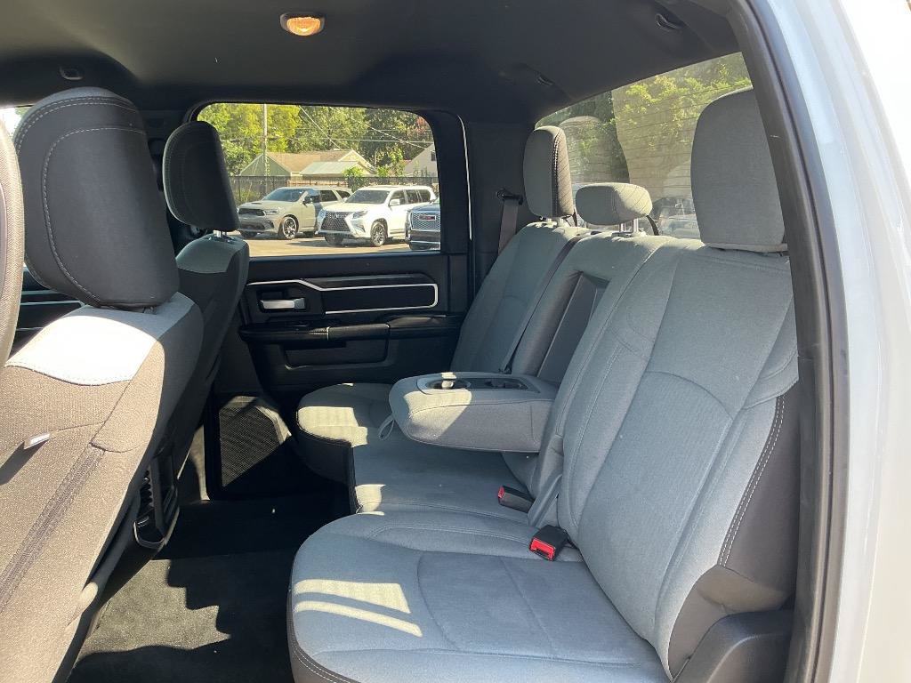 Used 2024 RAM 2500 Big Horn AWD/4WD image 15