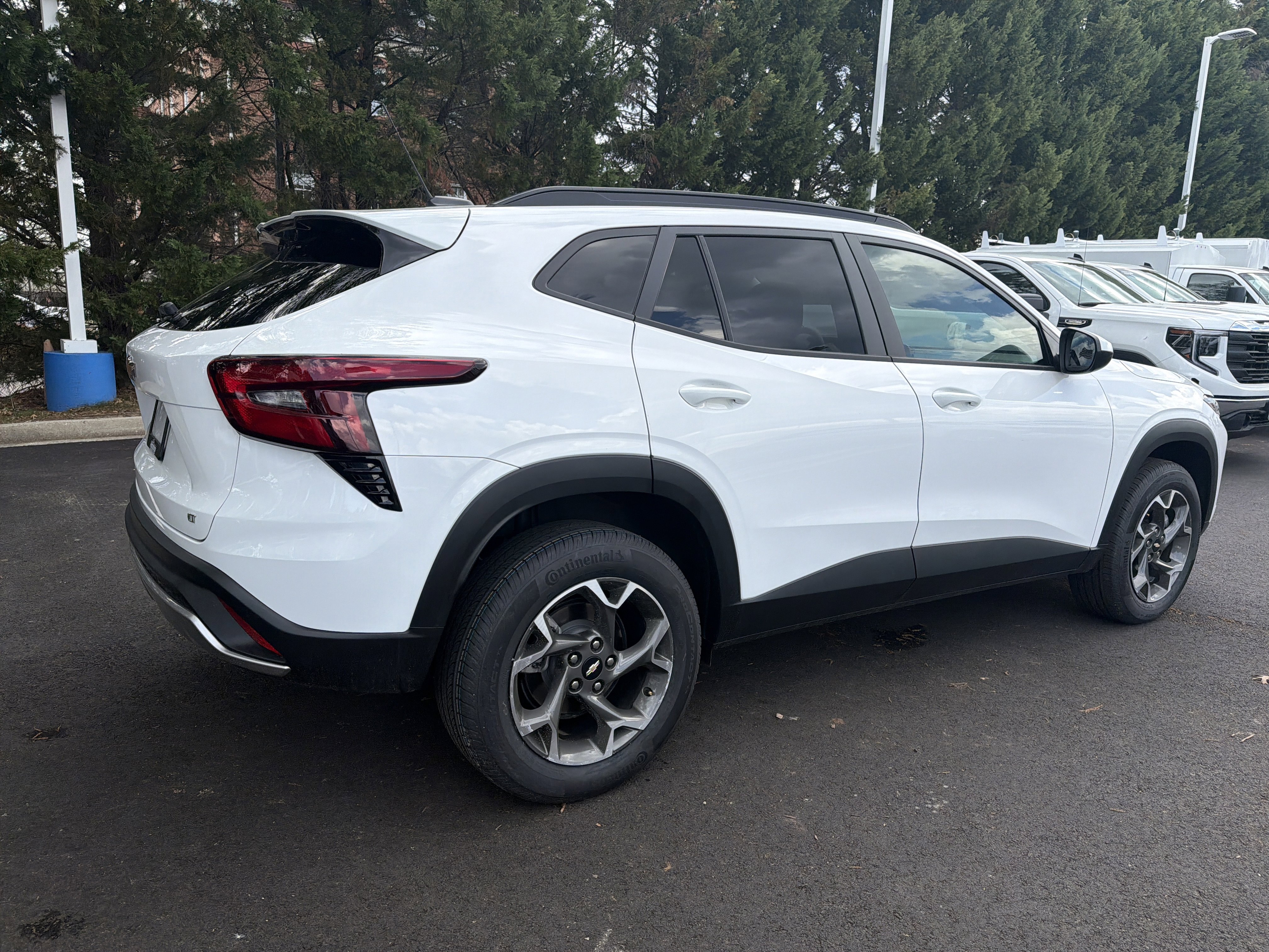 Used 2024 Chevrolet Trax LT image 10