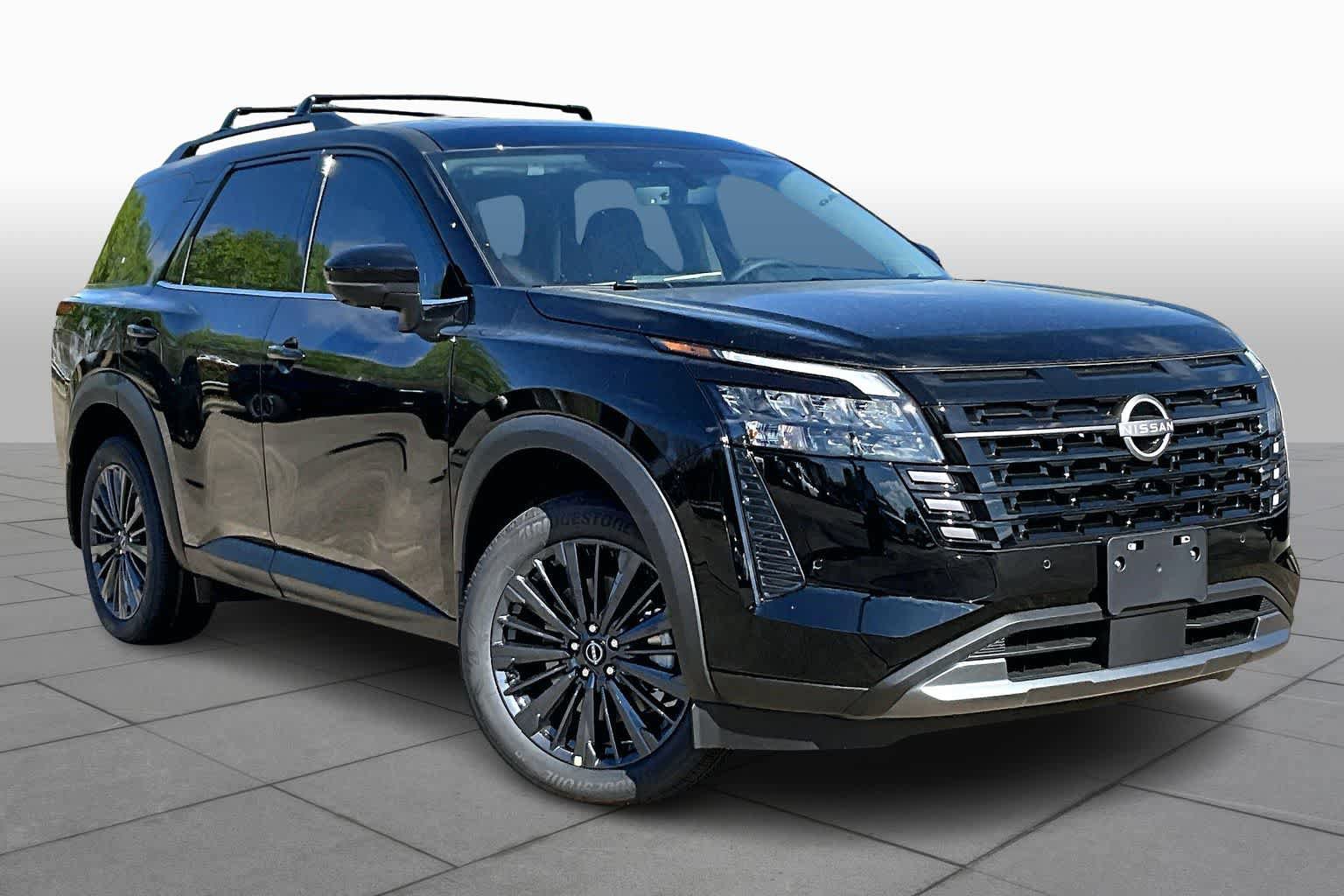 New 2026 Nissan Pathfinder SL w/ SL Premium Package FWD image 2