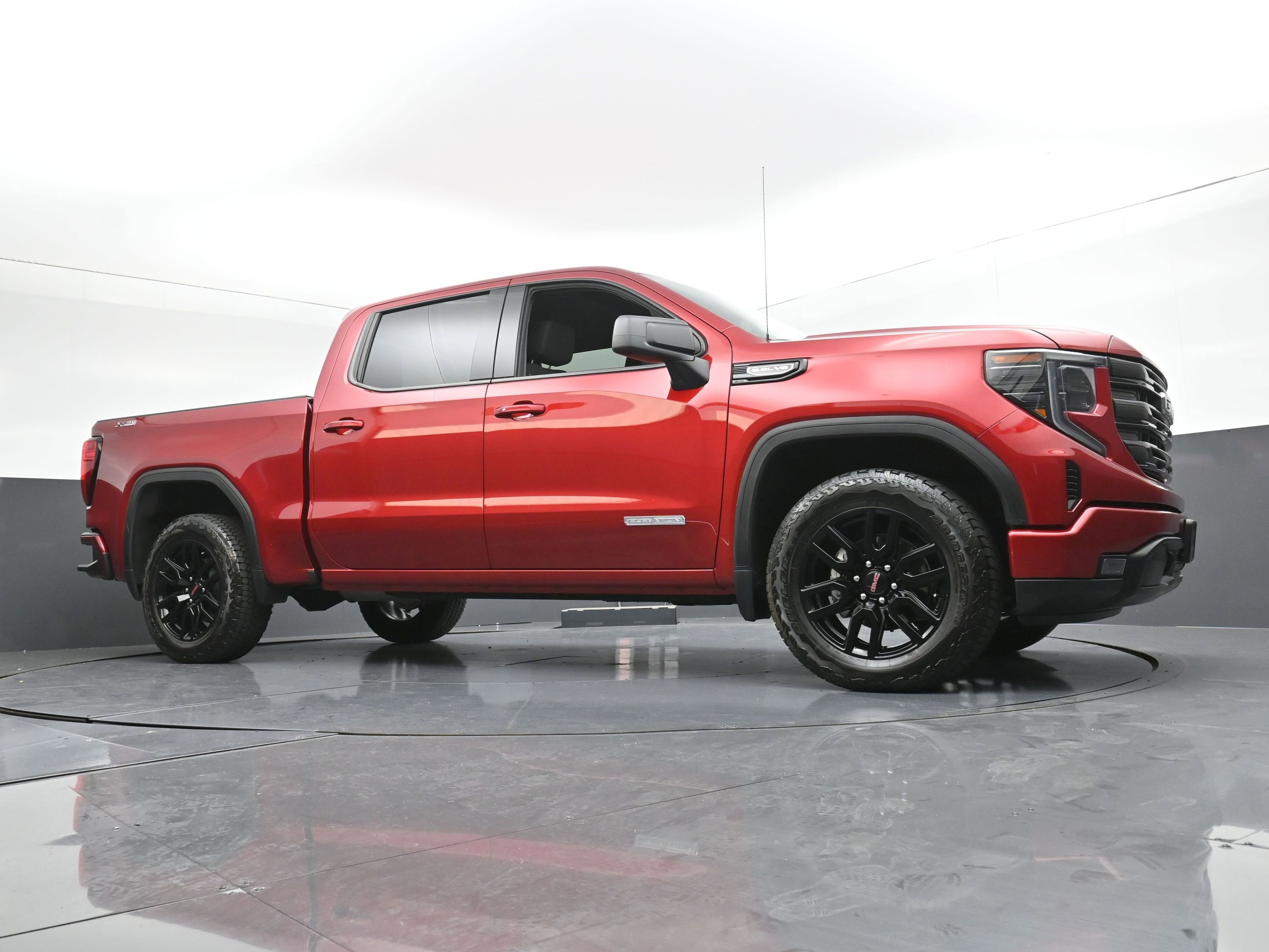 Used 2023 GMC Sierra 1500 Elevation w/ X31 Off-Road Package image 21