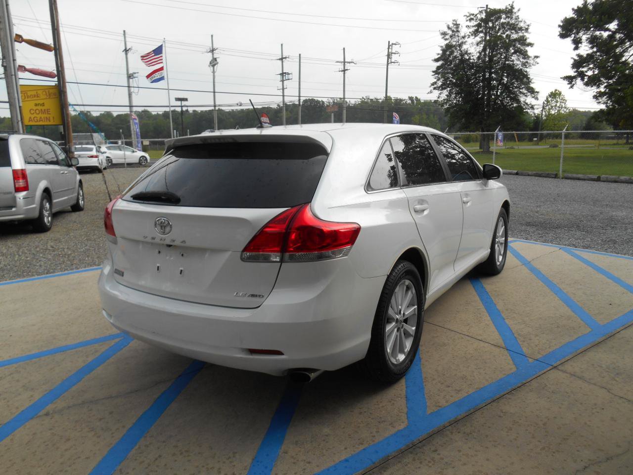 Used 2012 Toyota Venza LE AWD/4WD image 3