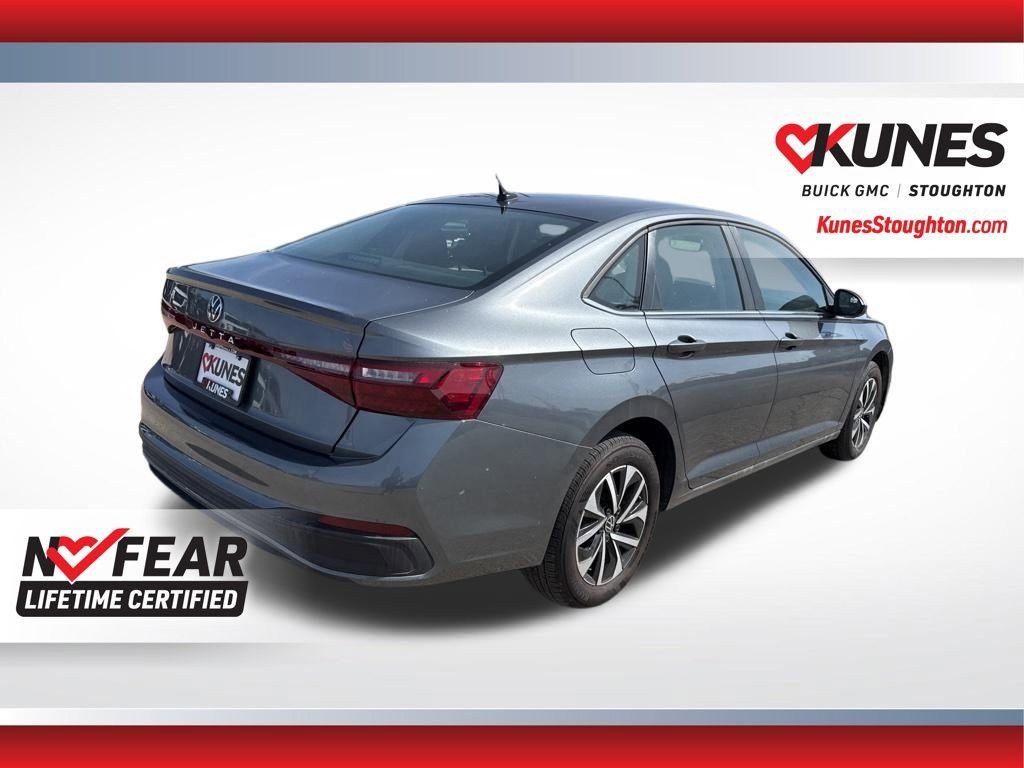 Used 2025 Volkswagen Jetta S image 11
